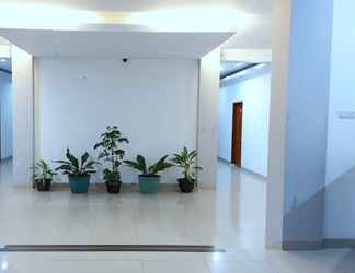 Lobby 2 Hotel Greend Idaman