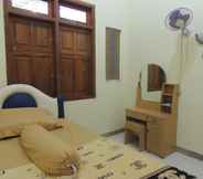 Bedroom 2 Avicenna 3 Guesthouse