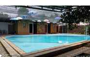 Swimming Pool 4 Pondok Penginapan Strongkeng Syariah Palembang