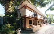 Bangunan 6 RedDoorz Hostel @Megans Paradisio Beach Resort