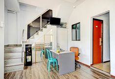 ล็อบบี้ 6 OYO 90367 Homestay 81 Penuin