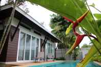 สระว่ายน้ำ Kirinakara Pool Villa