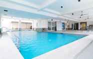 Swimming Pool 7 RedDoorz Plus @ Alpina Heights Paranaque