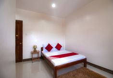 Bedroom 4 OYO 781 Junie Pension House