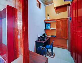 Lobi 2 OYO 90387 Sepakat Guest House