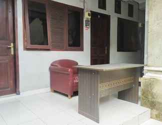 Lobi 2 SPOT ON 90365 Rumah Kost Alor