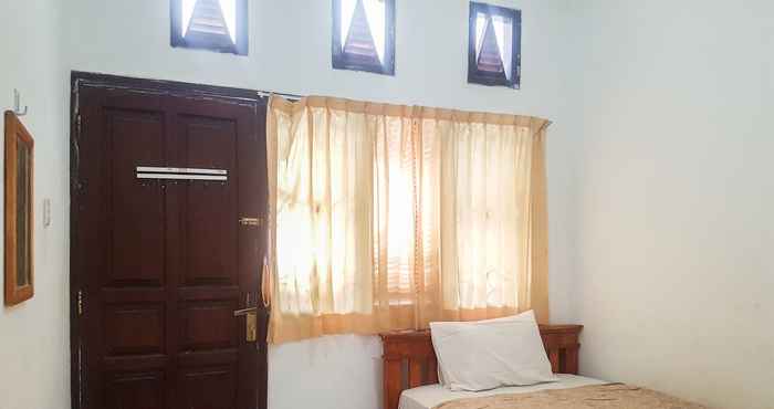 Bedroom SPOT ON 90365 Rumah Kost Alor