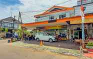 Exterior 5 OYO 90374 De' Orange Syariah