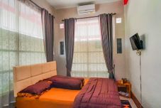 Bedroom OYO 90374 De' Orange Syariah