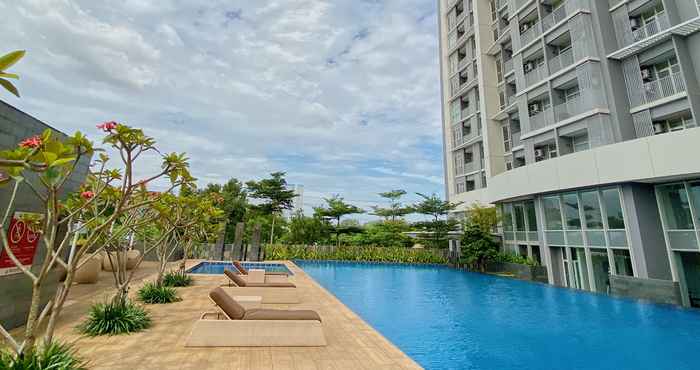 Kolam Renang Ciputra International Apartments Puri by LongeStay