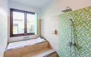 In-room Bathroom 6 Villa Rama Penida by ABM