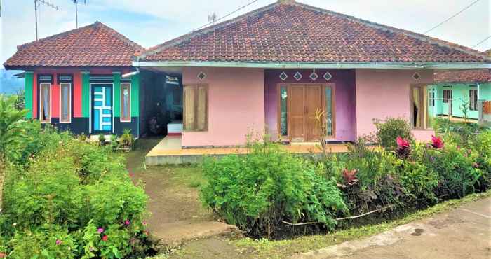 Luar Bangunan Villa Lembang Bunda