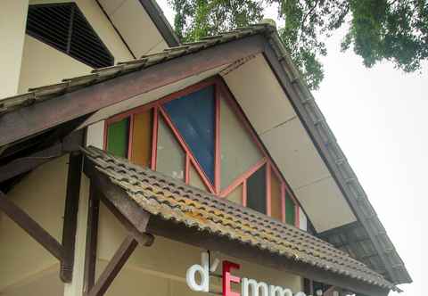 Exterior d'Emmerick Budget Hotel Salatiga