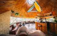 Bar, Cafe and Lounge 7 Celina Peninsula Resort