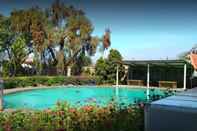 Swimming Pool Villa Primavera