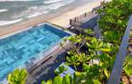 Kolam Renang 3 M Suite Danang Beach