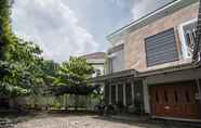 Exterior 2 OYO 91066 Wisma Cemara