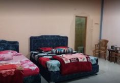 寝室 4 Villa Gayatri Pasuruan