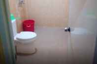 Toilet Kamar Villa Gayatri Pasuruan