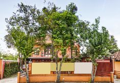 Luar Bangunan 5 OYO 90415 Havana Orange Guest House