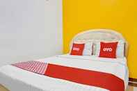 Bedroom Super OYO 90422 Mall Of Indonesia