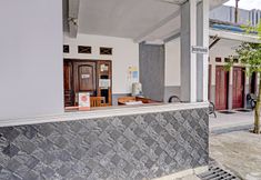 Lobi 6 OYO 90405 Penginapan Sasti Kuningan
