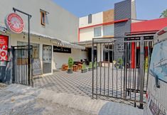 Exterior 6 OYO Capital O 90410 Griya Amanah Jajar Syariah