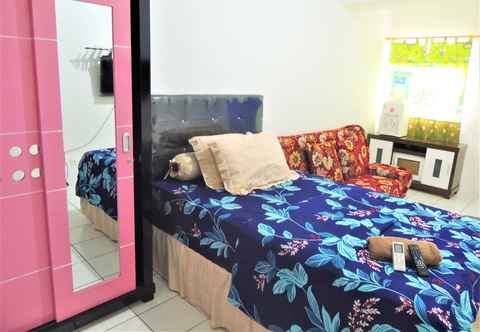 Bedroom Reva Room on Gunung Putri Square Apartment