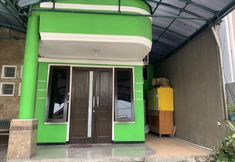 Luar Bangunan 5 OYO 90427 Greenhouse Homestay Syariah