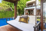 Hồ bơi The Emerald Beach Villa 4