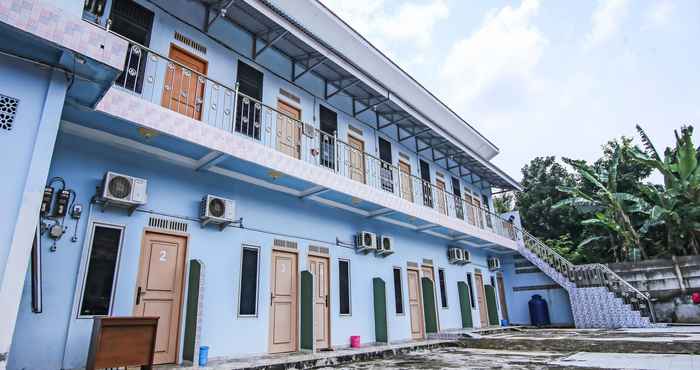 Bangunan SPOT ON 90433 Serasi Kost