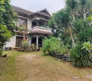 Exterior 2 OYO 90445 Villa Beta Syariah