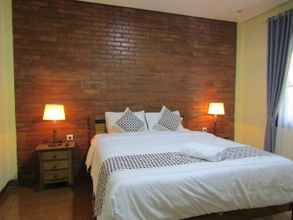 Bedroom 4 Nia Maretta House Syariah