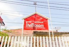 Exterior 7 Wisma TheBlossom