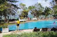 Kolam Renang Grand Beach Hotel