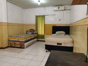 Kamar Tidur 4 Hotel Al Hakim Syariah