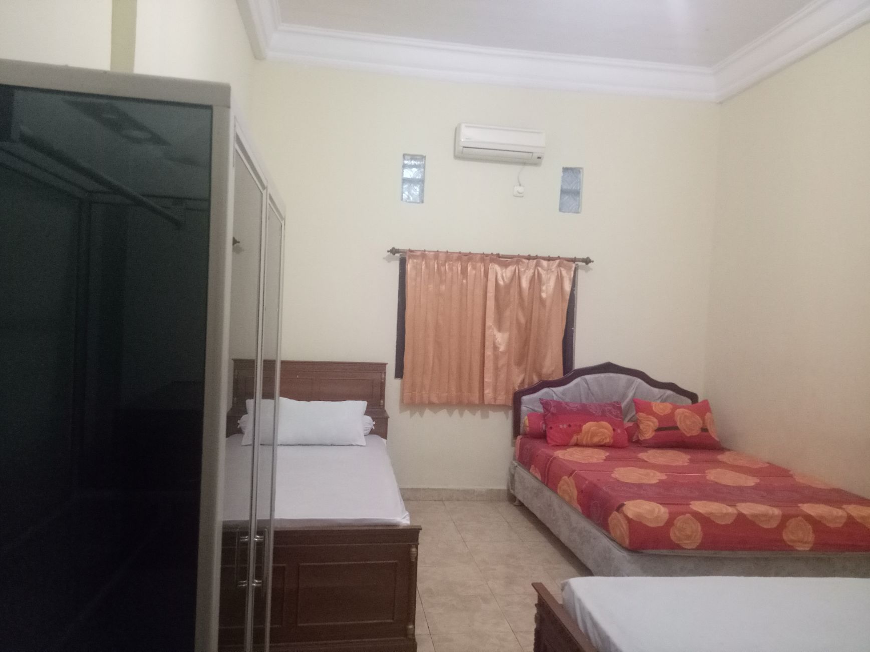 Bedroom 5 Hotel Mutiara Khadijah