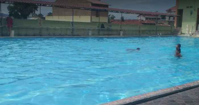 Swimming Pool Suite Pakar Hotel