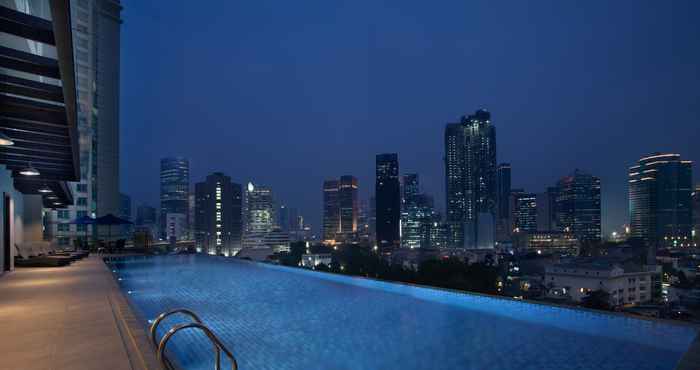 Swimming Pool Somerset Sudirman Jakarta