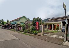 Exterior 5 OYO 90454 Adinda Homestay Cibodas Lembang