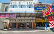 Bangunan 2 Super OYO 90457 Anara Residence & Guest House