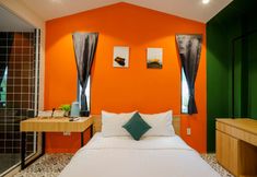 침실 3 La Hotel Hang Xanh