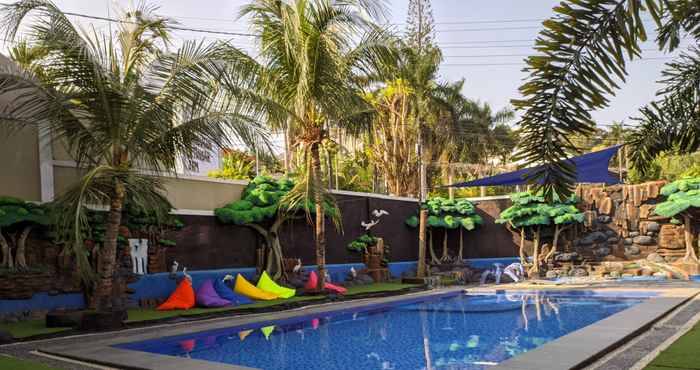 Swimming Pool GS Lampung Culture