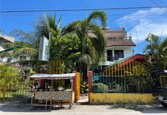 Exterior 4 Southpoint Hostel And Restobar