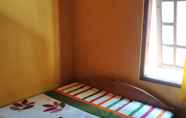 Kamar Tidur 3 Sri Dewi Homestay