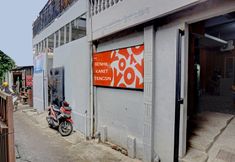 Exterior 2 OYO 90469 Benhil Karet Tengsin