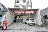 Exterior OYO 90477 Kedung Anyar Residence