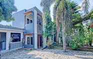 Bangunan 2 OYO 90476 Iksan Homestay Syariah