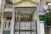 Exterior OYO 90484 House Of Laga Syariah