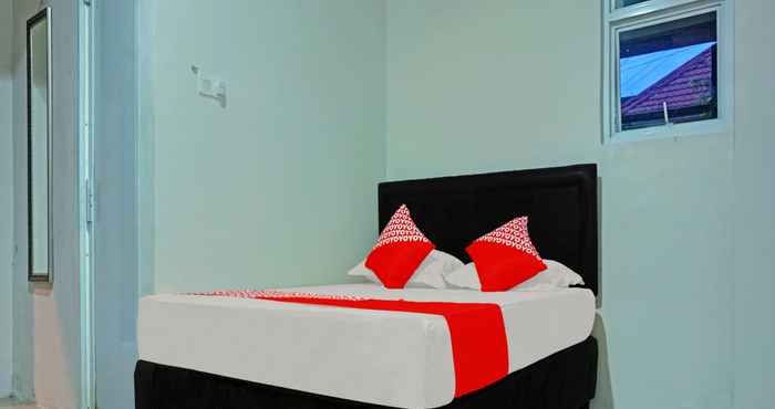 Bedroom OYO 90485 Pondok Harapan Makassar Syariah